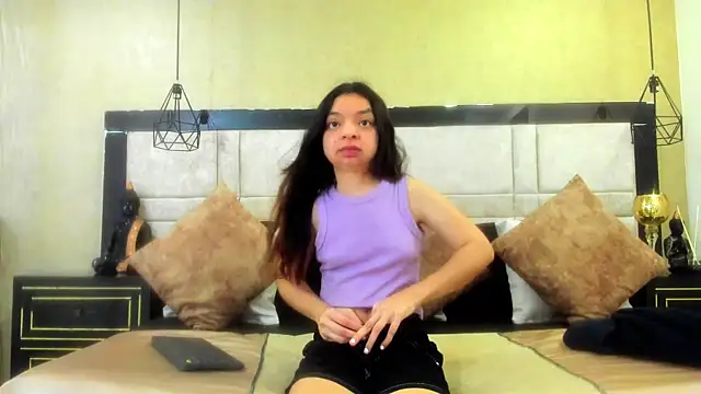 CharlotteMuller online show from January 13, 2025, 8:37 pm