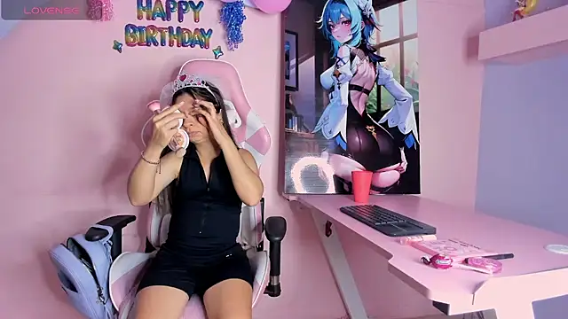 CharlotteMuller online show from March 10, 2026, 9:09 pm