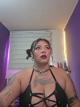 Snapshot of Alexa_Slavehot777 chatting on November 24, 2025, 8:19 pm Alexa Slavehot777 online show from November 24, 2025, 8:19 pm