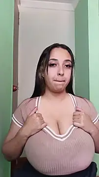 AmberGoddess  online show from June 5, 2026, 8:25 pm