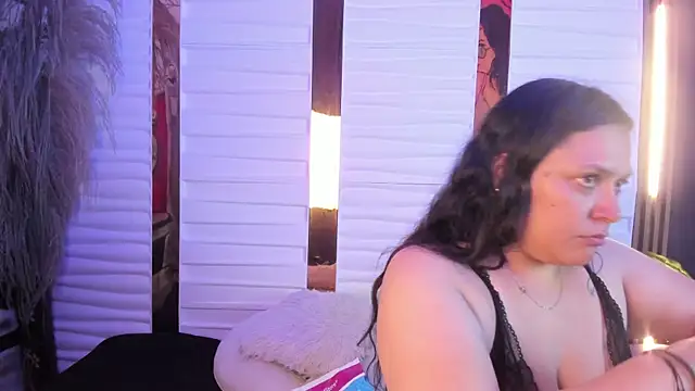 Snapshot of Biiancacox chatting on November 13, 2025, 3:05 am Biiancacox online show from November 13, 2025, 3:05 am