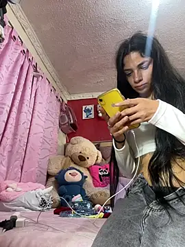  Dulcinea777 online show from June 19, 2026, 12:04 am