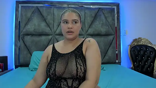 Snapshot of Danielaandximena chatting on January 11, 2025, 6:35 am Danielaandximena online show from January 11, 2025, 6:35 am