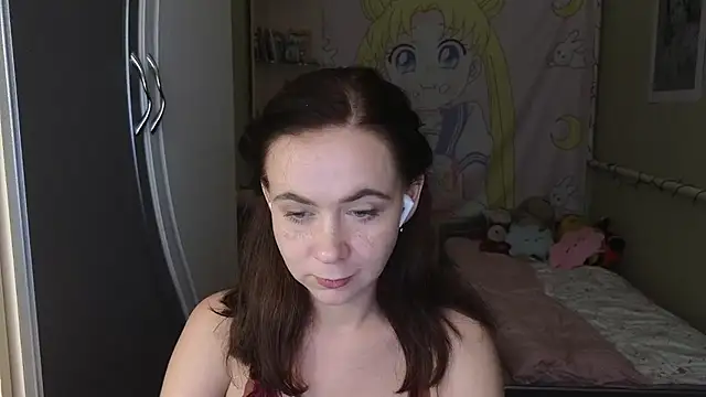 Snapshot of Riley_Roo chatting on October 8, 2025, 9:40 am Riley Roo online show from October 8, 2025, 9:40 am