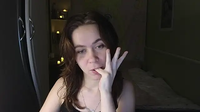 Snapshot of Riley_Roo chatting on December 3, 2025, 5:11 pm Riley Roo online show from December 3, 2025, 5:11 pm