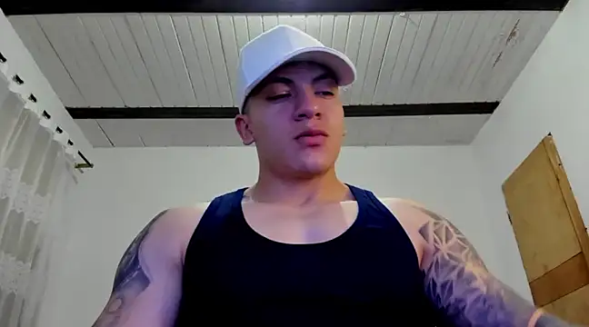 Snapshot of aquiles_51 chatting on January 10, 2025, 11:50 pm aquiles 51 online show from January 10, 2025, 11:50 pm