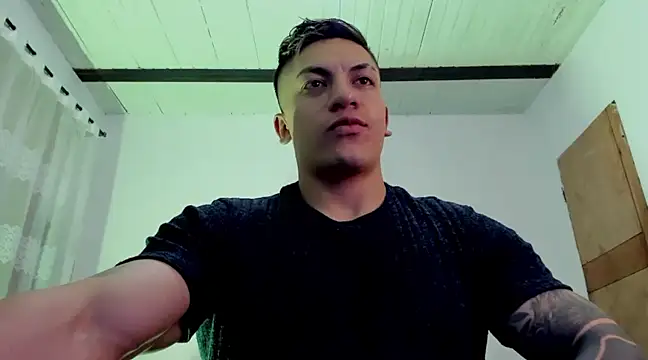 Snapshot of aquiles_51 chatting on January 26, 2025, 3:27 am aquiles 51 online show from January 26, 2025, 3:27 am