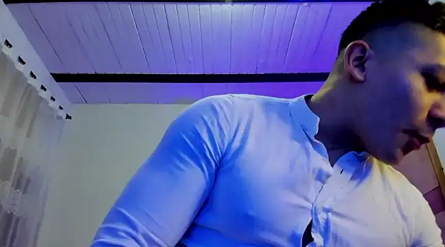 Snapshot of aquiles_51 chatting on January 31, 2025, 12:17 am aquiles 51 online show from January 31, 2025, 12:17 am