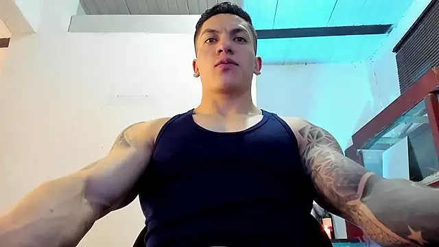 Snapshot of aquiles_51 chatting on September 15, 2025, 7:14 pm aquiles 51 online show from September 15, 2025, 7:14 pm