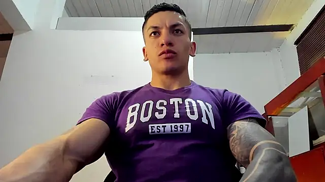 Snapshot of aquiles_51 chatting on November 1, 2025, 7:49 pm aquiles 51 online show from November 1, 2025, 7:49 pm