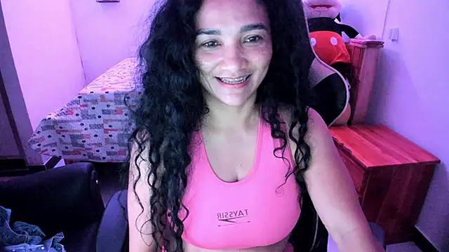 Snapshot of rayza_mature_154 chatting on June 4, 2026, 3:40 pm rayza mature 154 online show from June 4, 2026, 3:40 pm