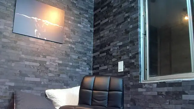 BruceDallas online show from October 11, 2025, 11:14 pm