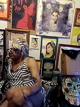 Mune Raez 6 online show from September 19, 2025, 4:18 pm