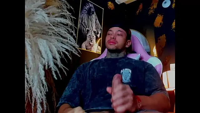 Stiven collins online show from September 13, 2025, 8:58 am