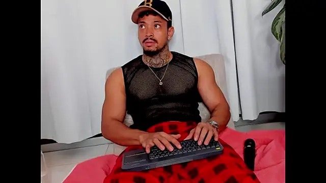 Stiven collins online show from August 1, 2026, 4:01 am