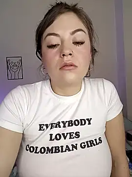 Snapshot of ale_blossom chatting on December 14, 2024, 9:45 pm ale blossom online show from December 14, 2024, 9:45 pm