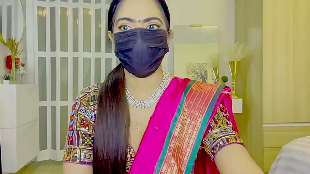 Monalisadon018 online show from April 26, 2026, 5:16 am