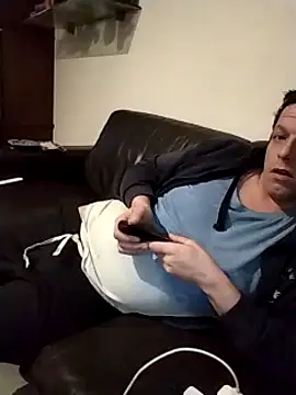 Knuffelstaaf123 online show from February 26, 2025, 7:42 am