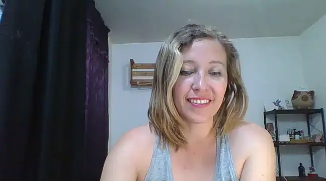 charlott ponce online show from February 11, 2025, 3:40 am