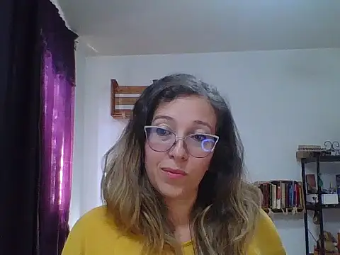 charlott ponce online show from December 3, 2025, 6:28 pm