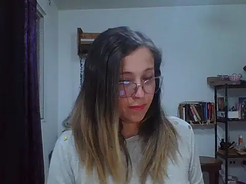 charlott ponce online show from February 4, 2026, 12:49 am