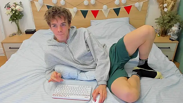 Fandi 777 online show from February 9, 2025, 10:32 pm