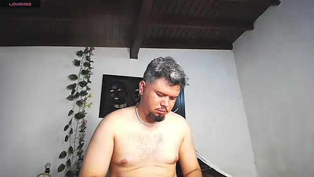 Snapshot of jade-stone88 chatting on March 21, 2025, 5:54 am jade-stone88 online show from March 21, 2025, 5:54 am