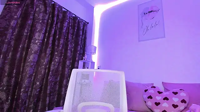 Snapshot of isabela-duran chatting on February 12, 2025, 2:03 am isabela-duran online show from February 12, 2025, 2:03 am