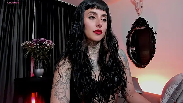 Snapshot of nasty_aliice1 chatting on December 14, 2025, 7:03 am nasty aliice1 online show from December 14, 2025, 7:03 am