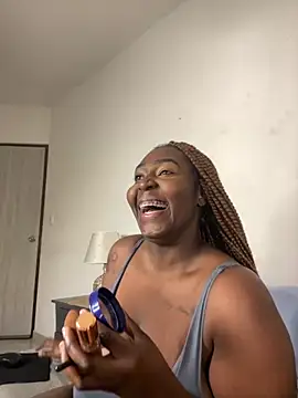 emilyrojas online show from September 22, 2025, 12:07 pm