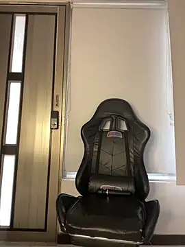 emilyrojas online show from October 30, 2025, 12:06 pm