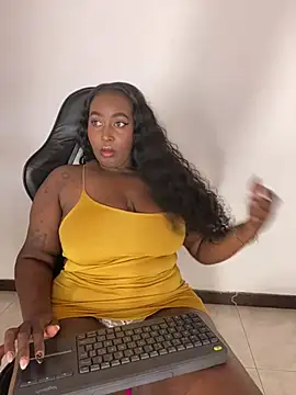 Snapshot of emilyrojas chatting on July 28, 2026, 12:48 pm emilyrojas online show from July 28, 2026, 12:48 pm