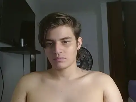 Snapshot of BadBunny_69 chatting on February 19, 2026, 7:21 pm BadBunny 69 online show from February 19, 2026, 7:21 pm