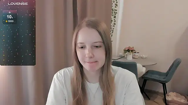 Snapshot of Alyaley chatting on June 11, 2026, 7:50 am Alyaley online show from June 11, 2026, 7:50 am