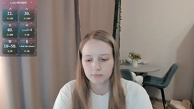 Snapshot of Alyaley chatting on July 12, 2026, 9:39 pm Alyaley online show from July 12, 2026, 9:39 pm
