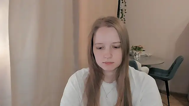 Snapshot of Alyaley chatting on July 24, 2026, 10:02 am Alyaley online show from July 24, 2026, 10:02 am