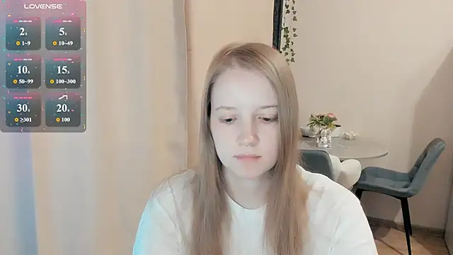 Snapshot of Alyaley chatting on July 28, 2026, 6:31 am Alyaley online show from July 28, 2026, 6:31 am
