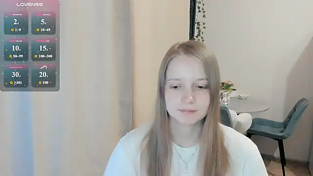 Snapshot of Alyaley chatting on July 28, 2026, 4:39 pm Alyaley online show from July 28, 2026, 4:39 pm
