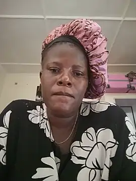 Snapshot of Sweetie_pussy chatting on July 14, 2026, 7:13 am Sweetie pussy online show from July 14, 2026, 7:13 am