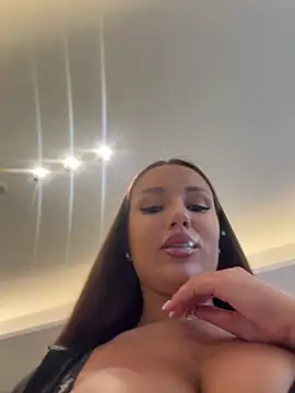 Syka0001 online show from July 17, 2026, 11:28 am
