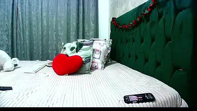 Snapshot of MikySWeet7 chatting on July 27, 2026, 5:20 pm MikySWeet7 online show from July 27, 2026, 5:20 pm