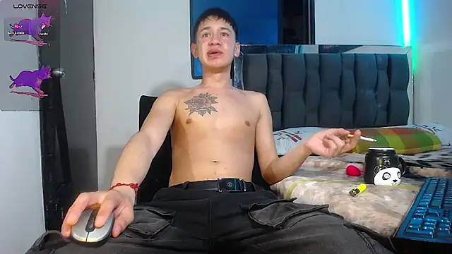 Snapshot of Mr_daren_ chatting on February 13, 2025, 9:06 pm Mr daren online show from February 13, 2025, 9:06 pm