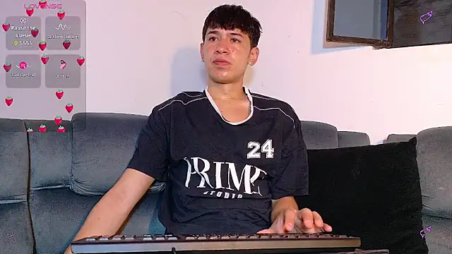 Snapshot of Mr_daren_ chatting on October 13, 2025, 5:13 pm Mr daren online show from October 13, 2025, 5:13 pm