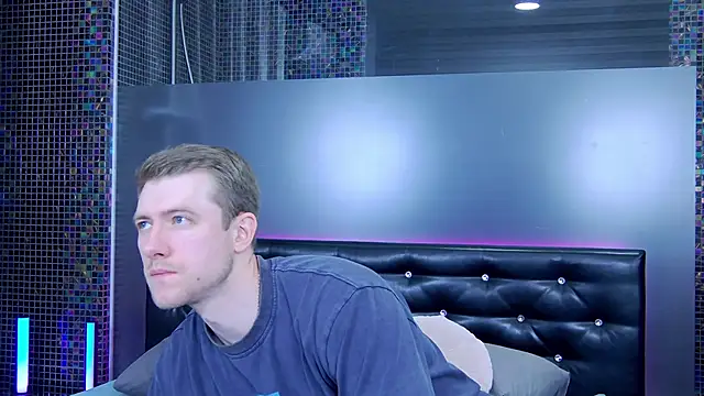 EthanPinkman online show from September 9, 2025, 4:12 am