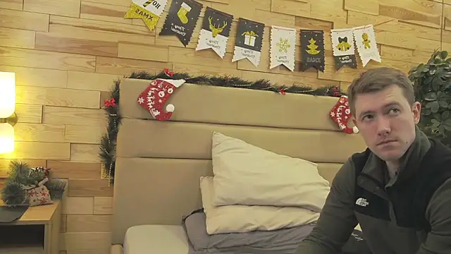 Snapshot of EthanPinkman chatting on December 21, 2025, 3:46 am EthanPinkman online show from December 21, 2025, 3:46 am