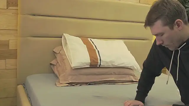 Snapshot of EthanPinkman chatting on January 18, 2026, 4:49 am EthanPinkman online show from January 18, 2026, 4:49 am