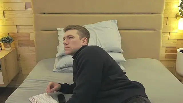 Snapshot of EthanPinkman chatting on February 23, 2026, 4:21 am EthanPinkman online show from February 23, 2026, 4:21 am