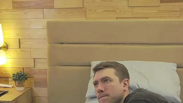 Snapshot of EthanPinkman chatting on March 2, 2026, 4:36 am EthanPinkman online show from March 2, 2026, 4:36 am