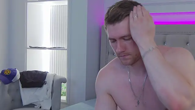 EthanPinkman online show from August 1, 2026, 12:04 pm