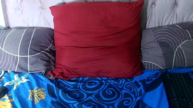 SweetMellowX1 online show from June 7, 2026, 10:13 pm